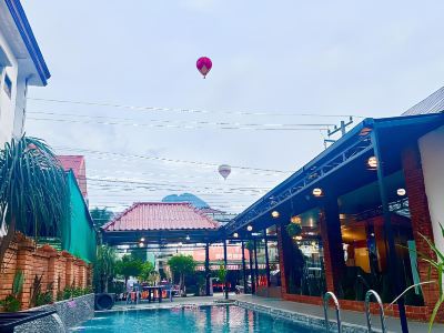 Win Hotel