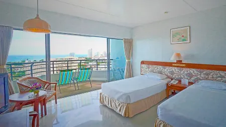 Pattaya Park Beach Resort