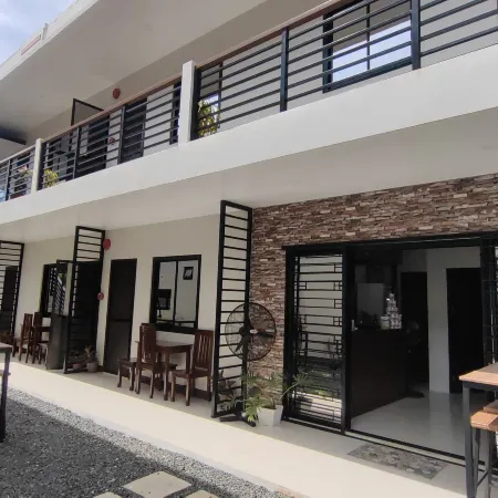 Jmorino Pension House Palawan City Center