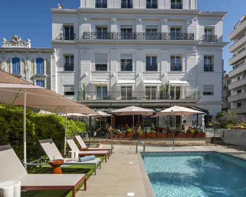 أوتل لو كانبيرا Hotels near كروستيه