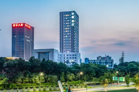 Zhongshun Hotel (Yichang East Railway Station Branch) Отели в г. Ичан