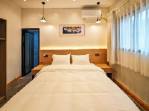 Lingongli Homestay
