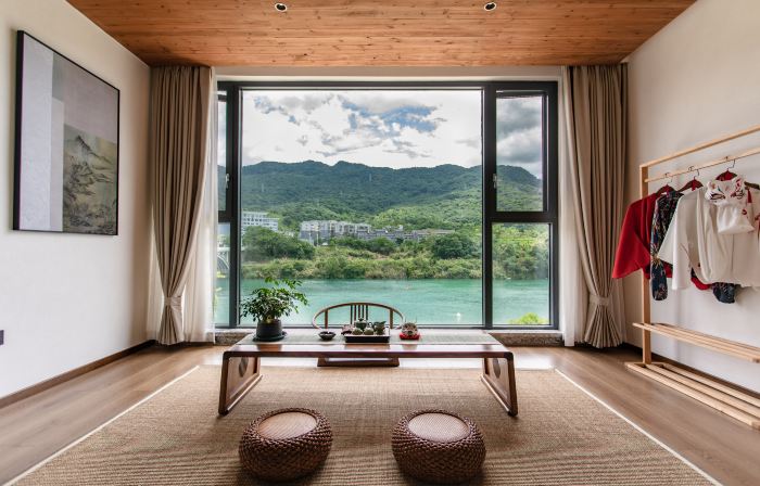 TingChan Hotel