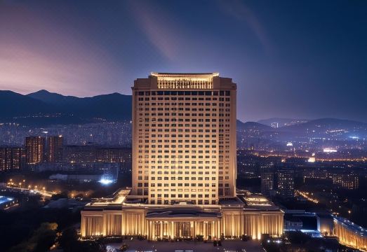 4. 럭셔리 블루 호..