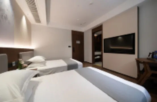 湖畔花園飯店（廬山風景名勝區含鄱口店）