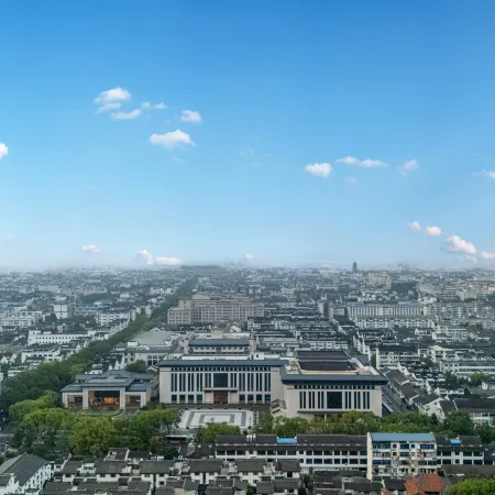 Suzhou Central Hotel Отели рядом с достопримечательностью «Панменские ворота»