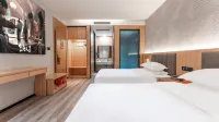 Borrman Hotel (Yichang Yanjiang Avenue Tianranta)
