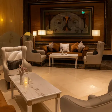 La Zona Continental Hotel Отели рядом с достопримечательностью «Торговый центр Abu Hail Center»