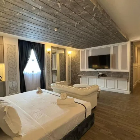 Frazel Heritage Hotel