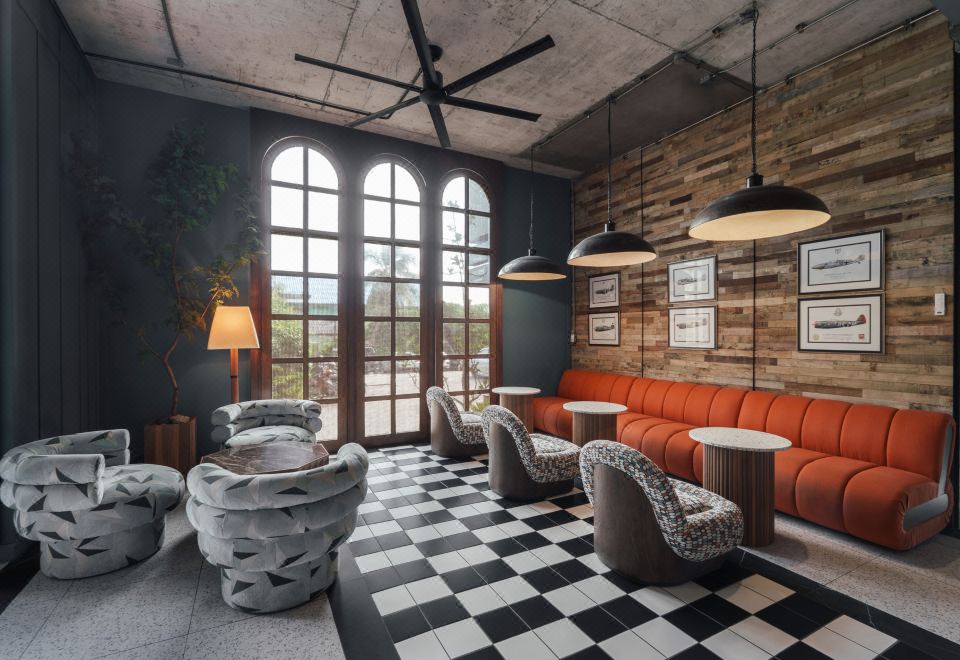 마리나 익스프레스 에비에이터 푸켓 에어포트 SHA 플러스+ 인증