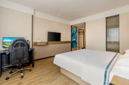 Lingjie E-Sports Hotel (Beihai Hepu High-Speed Railway Station) Отели в г. Хепу