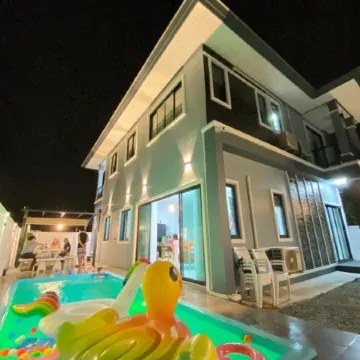 Cher Cher Pool Villa