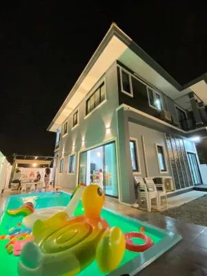 Cher Cher Pool Villa