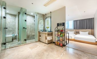 Wangyu E-sports Hotel (Shenzhen Buji East Railway Station Branch)