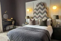 Manor House Lindley 허더즈필드 호텔