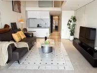 肆季民宿 Season Hotel（深圳國貿地鐵站店） - 民宿
