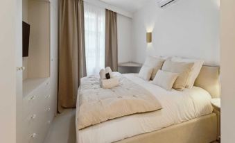 Chic 2BR/4P Apartment – Saint-Tropez Lices