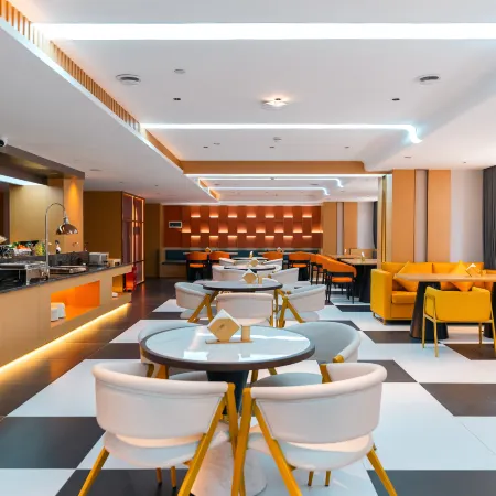 Yimen Caisheng Hotel