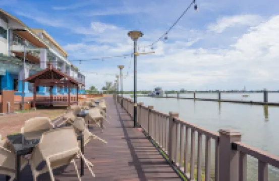 The Langit Duyong Marina Resort Các khách sạn ở Kuala Terengganu