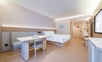 Quanji Gongyi Administrative Center Hotel