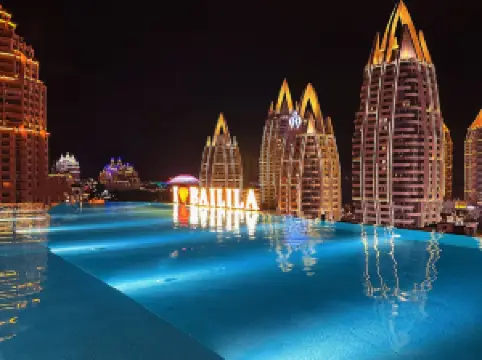 Bailira Resort Hotel (Xishuangbanna Jinghong Gaozhuang Xishuangjing Starlight Night Market)