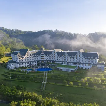 Swiss-Belresort Tuyen Lam