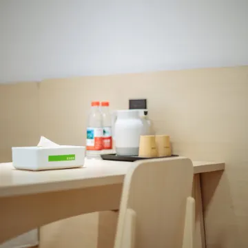 Hi Inn (Jiaxing Hexing North Road Moon River)