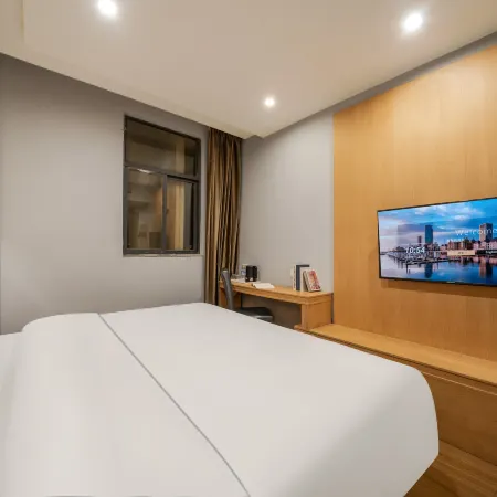 Guangzhou Jiulong Hotel (Xingren Liren Square)