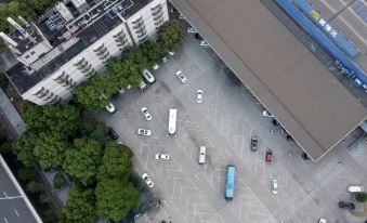 Jinjiang Inn (Bayi Square Nanchang Station Hotel) - Hizvo
