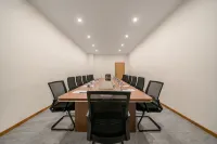 Dragon Cat Spirit Hotel (Wensu Aksu Hongqipo Airport Branch) Hotels in Wensu