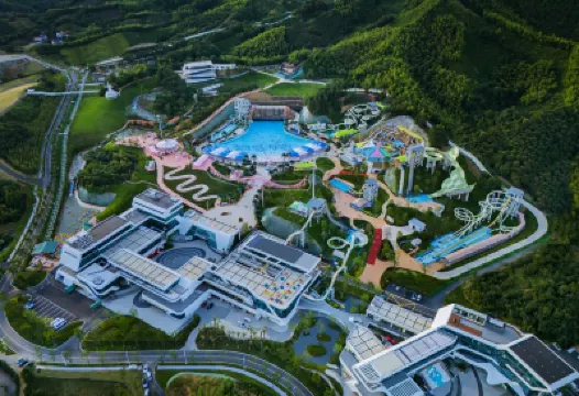 Aeson Gilman Resort Hotels near Glory - Castle In The Sky