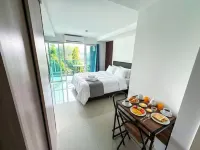 Sea saran Condominium bang saray - Modern studio garden view