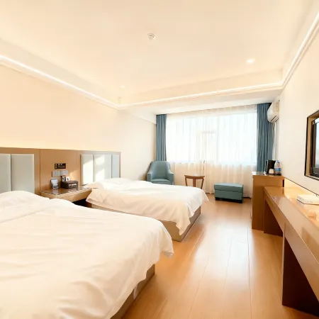 Hualong Hotel (Baiyin Jingtai Jingdian Avenue)