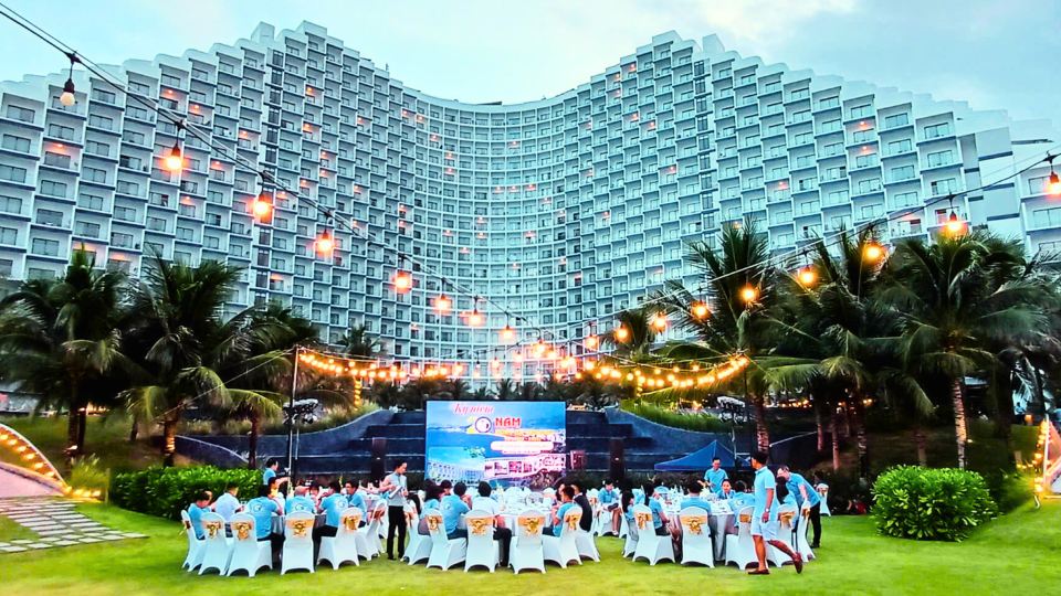 The Light Arena Ocean Tower