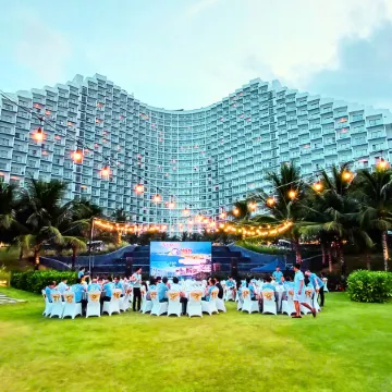 The Light Arena Ocean Tower