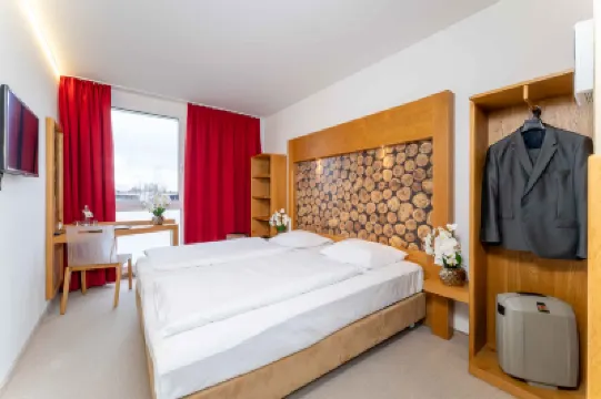 PLAZA INN Dachau - München Hotel a 