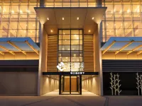 Renjoy Hotel (Beijing Shoudu Eryansuo Sanlitun) Hotels near Ritan Park