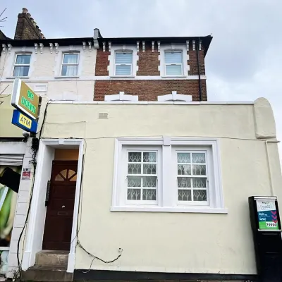 達爾斯頓豪華開間（距離利物浦火車站3英里） 鄰近Clapton的酒店