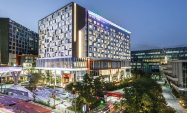 NINE TREE BY PARNAS SEOUL PANGYO