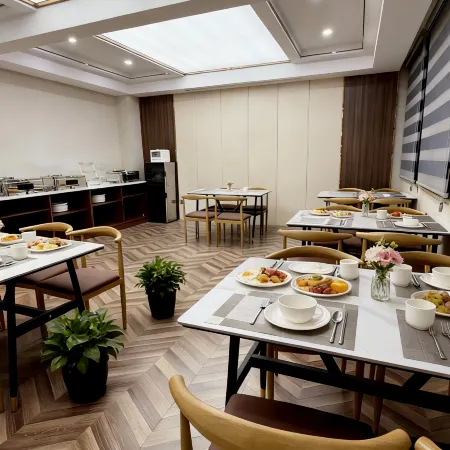 Aotai Hotel