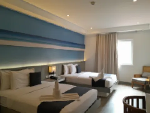 ICove Beach Hotel