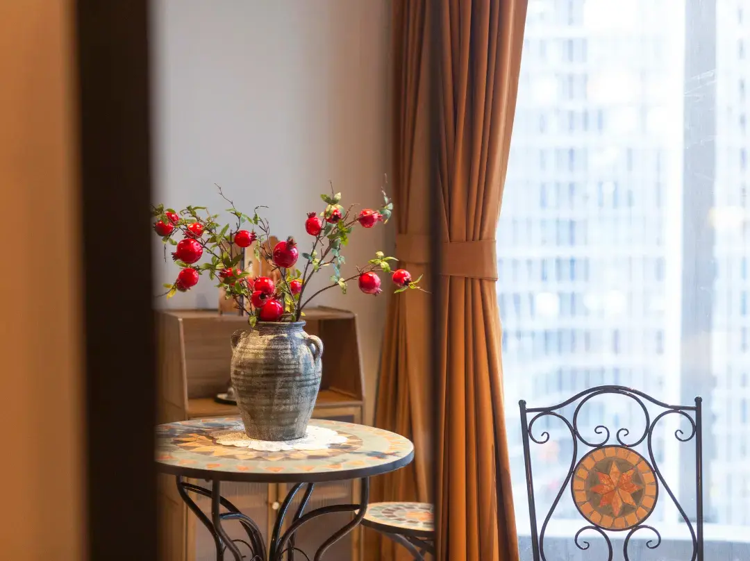Yunxi Yasu. Designer Cinema Homestay - Nanjing