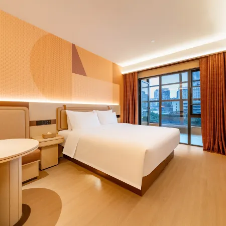 Orange Hotel (Zigong Huashang International City) 쯔궁 호텔