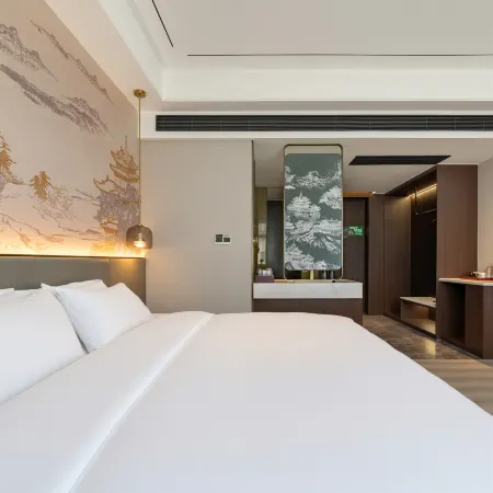 Elong International Hotel (Hengdian World Studios)