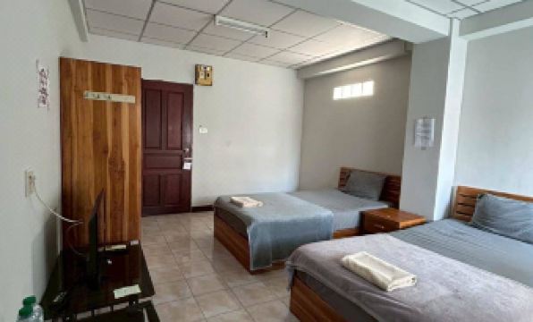 Soi 5 Apartment