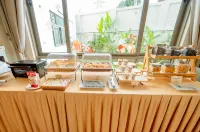 The Navy House Hotel - 朝食