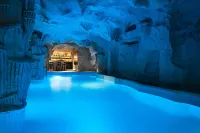Eve Dining·Panoramic Private Hot Spring Aesthetic Villa (Xijiang Qianhudou Miao Village Branch)