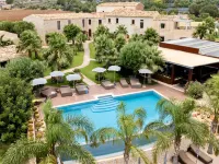 Pietra d'Acqua Natural Retreat and Spa Resort by Geocharme