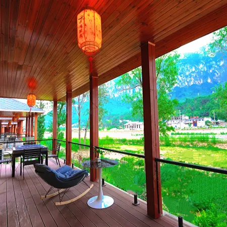 Shanhu Shuyuan Hotel (Eight Spring Canyons Scenic Area)