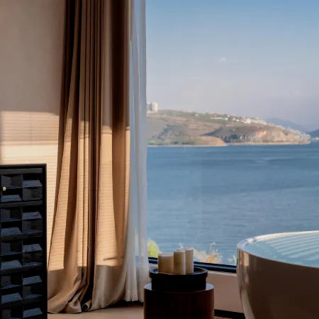 Dali Mianhai · Shijiuzhou Seaview Homestay (Ideal Bang Branch)